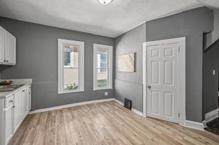 140 Isabel St E - Photo 15