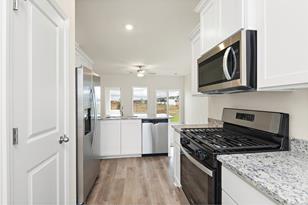 18824 Ivanhoe St NW - Photo 7