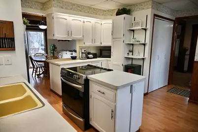 8585 Dale Road, Woodbury, MN 55129 - Photo 5