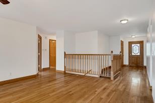 311 Maple Dr SE - Photo 7