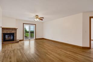 311 Maple Dr SE - Photo 5