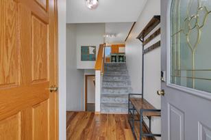 623 Hickory Dr - Photo 3