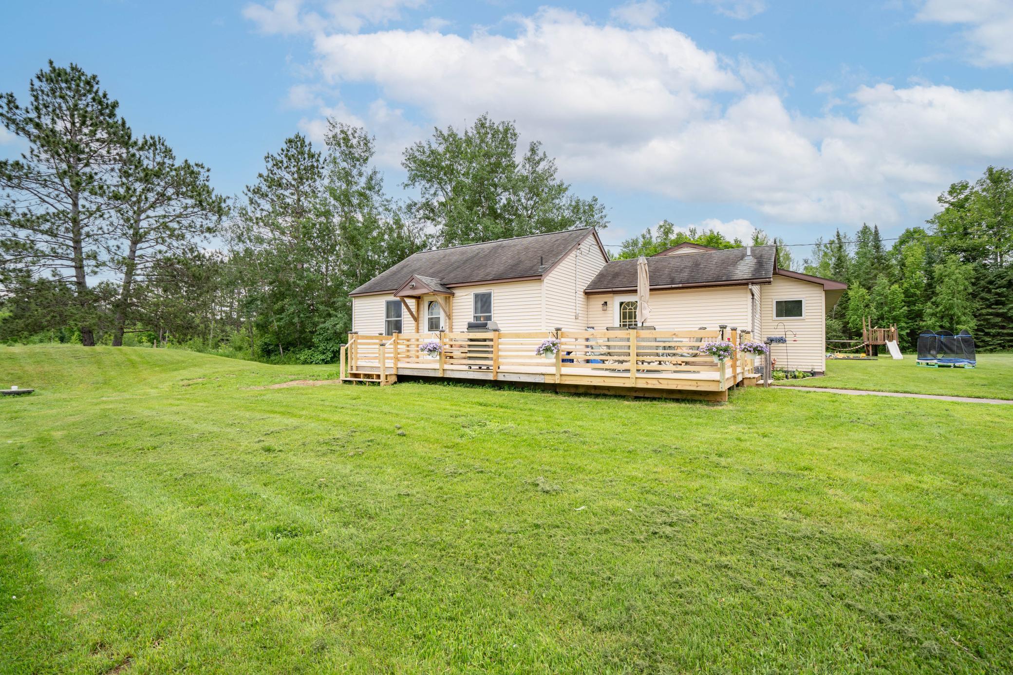 5704 Eagle Lake Rd, Eagle Twp, MN 55726 - MLS 6557574 - Coldwell Banker