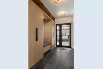 2388 W Lake Of The Isles Parkway, Minneapolis, MN 55405 - Photo 7