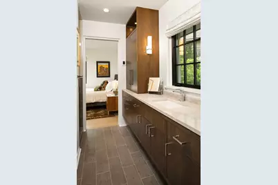 2388 W Lake Of The Isles Parkway, Minneapolis, MN 55405 - Photo 43