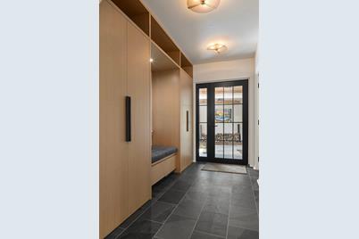 2388 W Lake Of The Isles Parkway, Minneapolis, MN 55405 - Photo 7