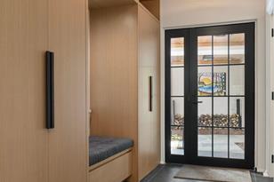 2388 W Lake of the Isles Pkwy, Minneapolis, MN 55405 - Photo 7