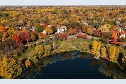 2388 W Lake Of The Isles Parkway, Minneapolis, MN 55405 - Photo 87