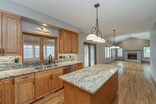 2916 Stonegate Ct SW - Photo 11