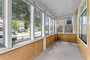 673 Thomas Ave - Photo 5