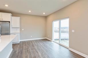 7289 183rd St W - Photo 3