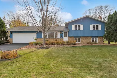5325 77th Avenue N, Brooklyn Park, MN 55443 - Photo 1