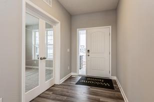 8329 Lamont Ave NE - Photo 5