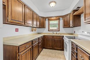 820 23rd Ave N - Photo 11