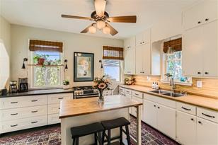 196 Sidney St W - Photo 7