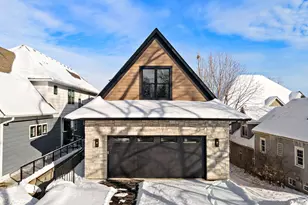 3061 Lake Shore Blvd, Minnetonka, MN 55391 - Photo 1