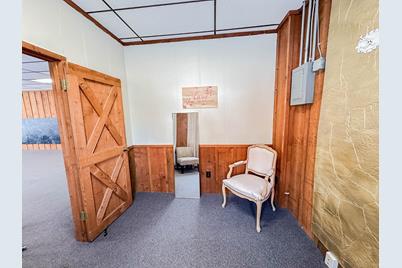 346 Main Street N, Renville, MN 56284 - Photo 15