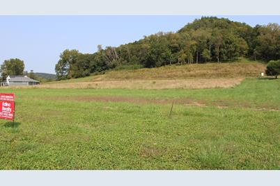 210 Pheasant Run, Rollingstone, MN 55969 - Photo 11