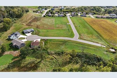 230 Pheasant Run, Rollingstone, MN 55969 - Photo 7