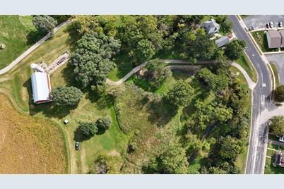 220 Pheasant Run, Rollingstone, MN 55969 - Photo 3