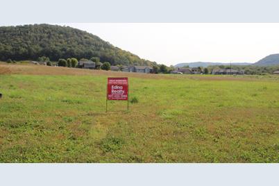 215 Sweetwater Drive, Rollingstone, MN 55969 - Photo 13