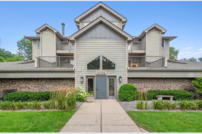 2170 Ridge Drive #14, Saint Louis Park, MN 55416 - Photo 1