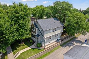 2222 Scheffer Ave - Photo 3