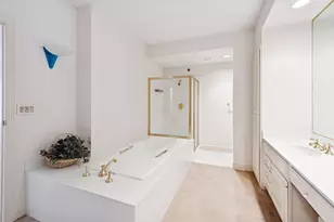 12700 Sherwood Pl, Minnetonka, MN 55305 - Photo 19