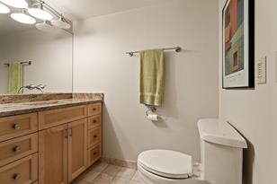 110 Bank St SE - Photo 49
