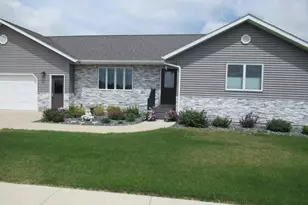 510 Hl Crst St, Edgerton, MN 56128 - Photo 23