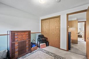 8830 Irving Ave N - Photo 29