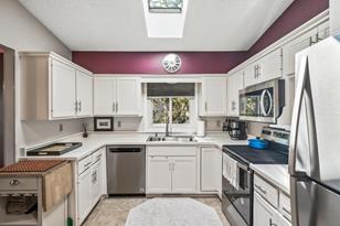 8830 Irving Ave N - Photo 11