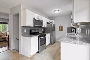 1515 Woodhill Rd, Burnsville, MN 55337 - Photo 5