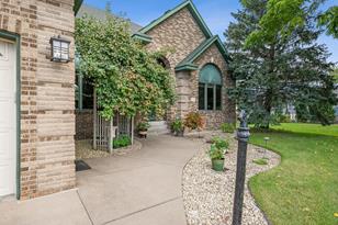 311 Lady Slipper Ln, Vadnais Heights, MN 55127 - Photo 5