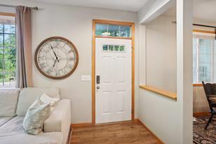 1613 Prescott Ct, Chaska, MN 55318 - Photo 3