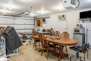 22501 Delaware Ave - Photo 21