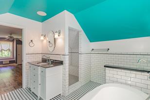 22501 Delaware Ave - Photo 15