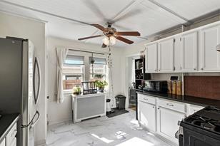 898 Hyacinth Ave E, Saint Paul, MN 55106 - Photo 9