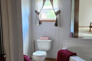 1104 E 18 1/2 St, Albert Lea, MN 56007 - Photo 13