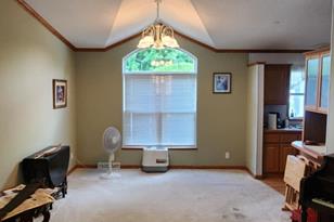 1104 E 18 1/2 St, Albert Lea, MN 56007 - Photo 9