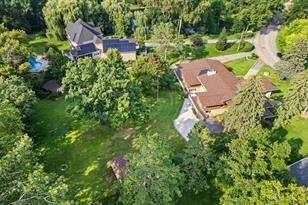 5104 Mirror Lakes Dr, Edina, MN 55436 - Photo 3