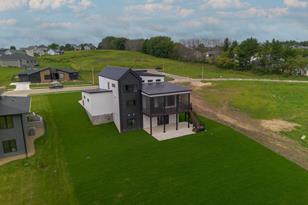 1614 Shannon Oaks Blvd NE, Rochester, MN 55906 - Photo 5