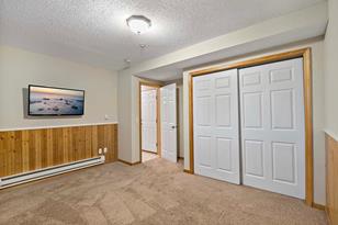 1862 Colonial Ln, Chanhassen, MN 55317 - Photo 21