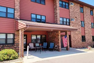 11 Park St N, Fairfax, MN 55332 - Photo 1