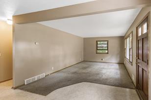 3313 Brunswick Ave N, Crystal, MN 55422 - Photo 5