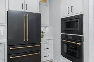 2643 Timber Oaks Rd SW, Rochester, MN 55902 - Photo 15