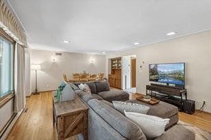 651 11th Ave NW, New Brighton, MN 55112 - Photo 11