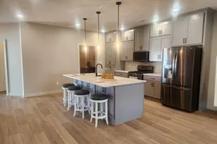 906 Funk Ave, Lakefield, MN 56150 - Photo 5