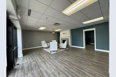 2850 Cutters Grove Avenue #Suite 106, Anoka, MN 55303 - Photo 11