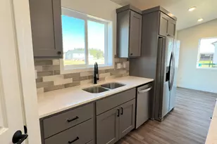 1920 Long Prairie Ln, Detroit Lakes, MN 56501 - Photo 9